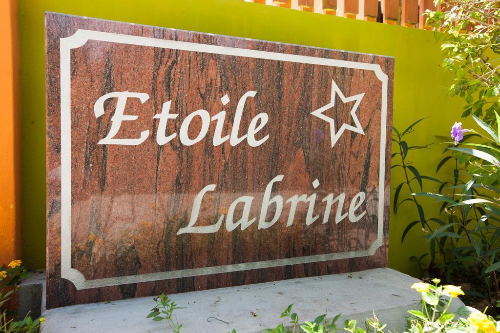 Etoile Labrine Guest House La Digue Exterior foto
